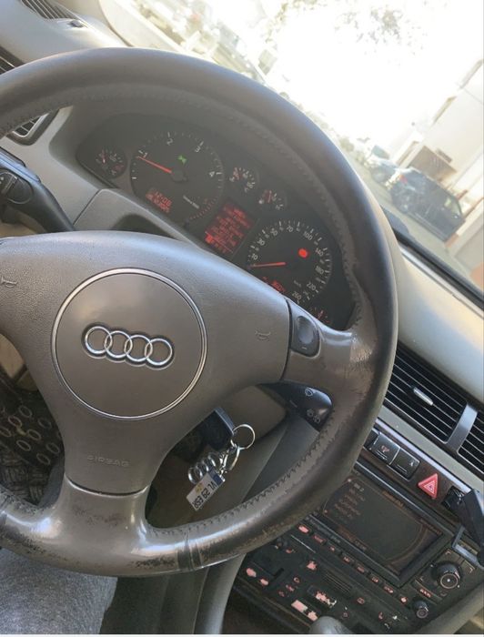 Vand sau pentru dezmembrat audi a6 2.5 quattro BAU