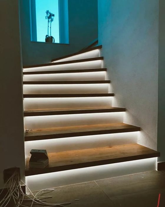 Умная подсветка лестницы