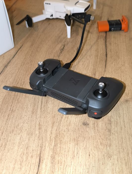 Квадрокоптер для съёмки Fimi x8 mini