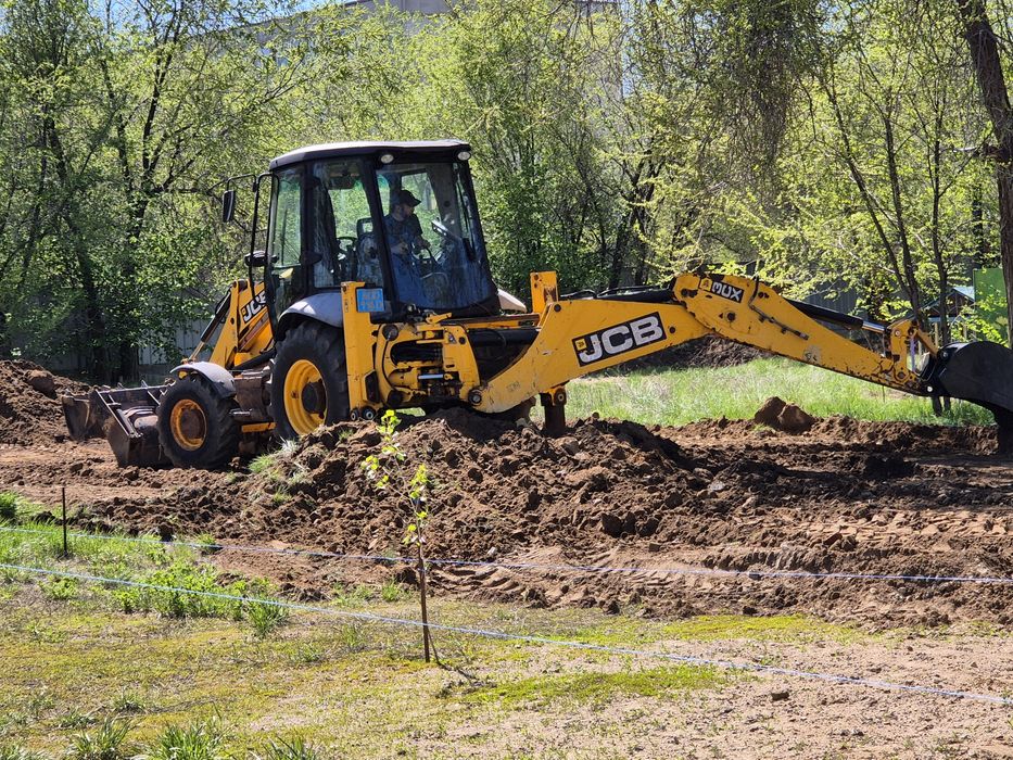 Запчасти на спецтехнику JCB