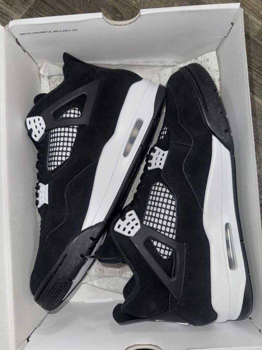 *NEW* Jordan 4 White Thunder - verificare colet