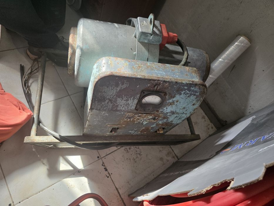 Преобразователь с 380 на 220