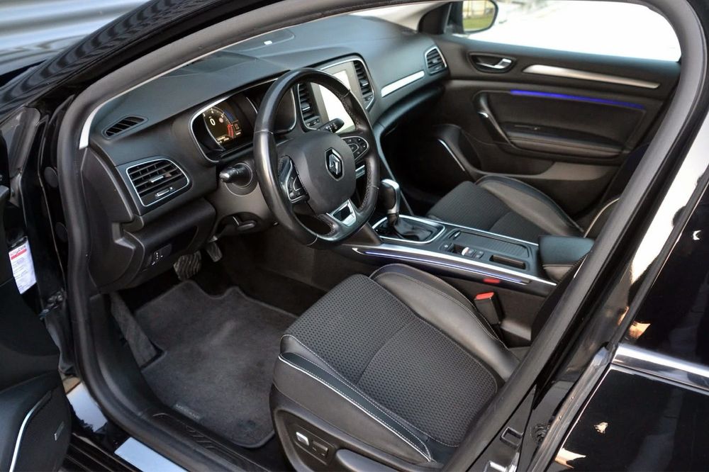 Renault Megane Bose 1.2 tce EDC / trapa / Led