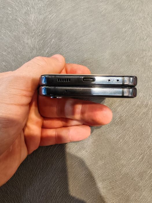 Vând Samsung z flip 4