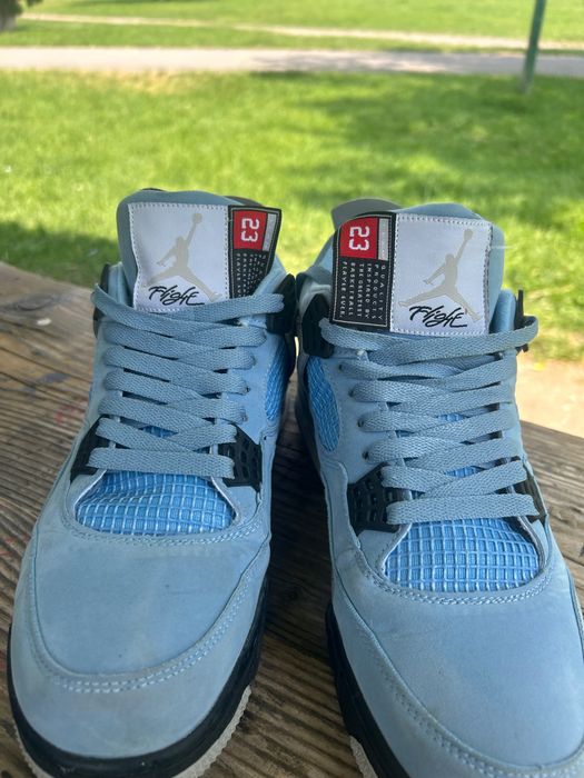 Jordan 4 university