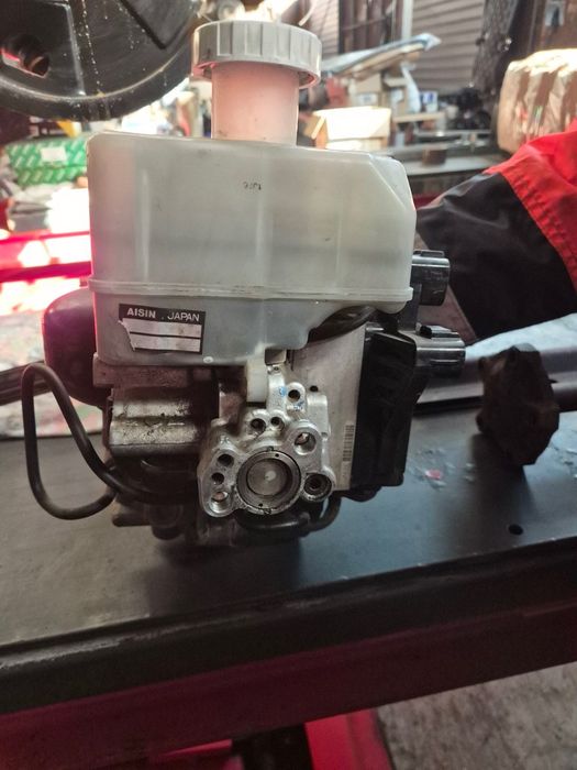 ABS за Mitsubishi Pajero