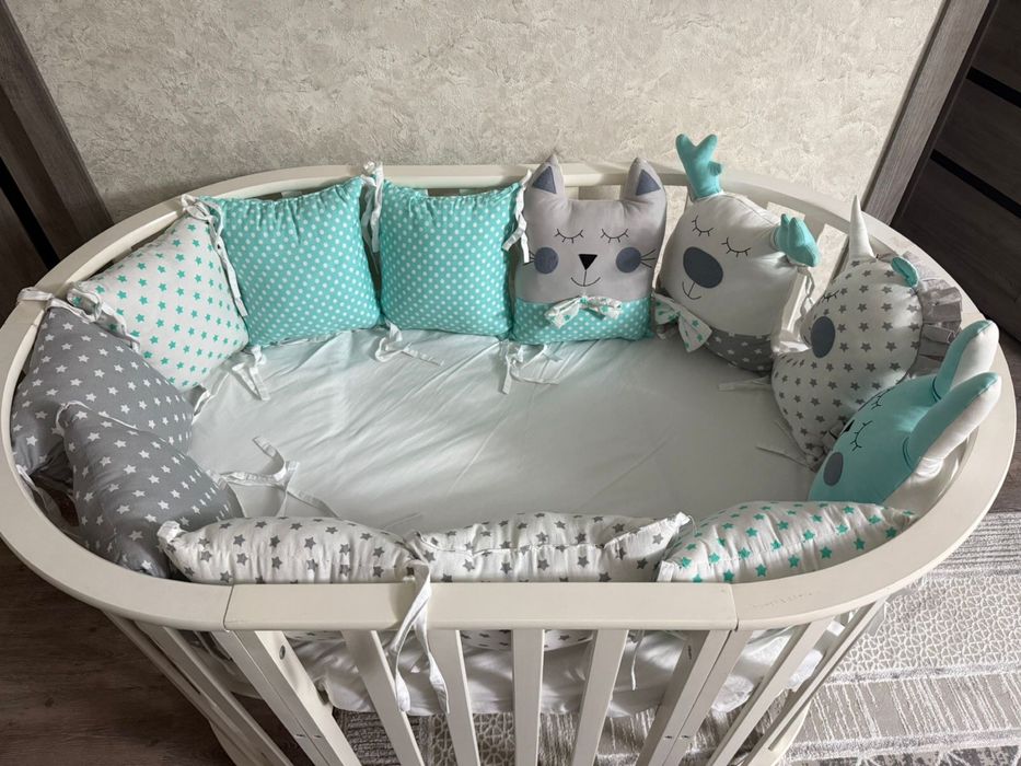 Продам манеж с бортиками