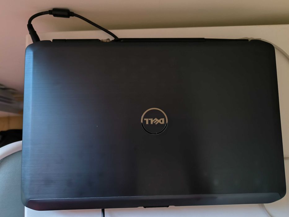 Лаптоп Dell Latitude E5530 за части