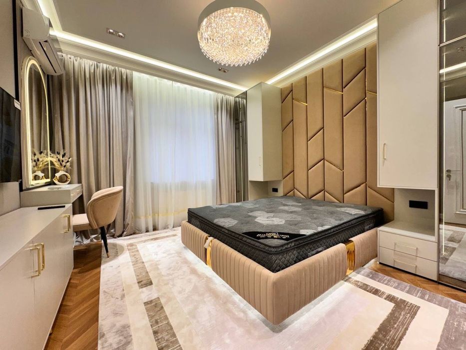 Квартира 4/4/8 ЖК "PARISIEN"  (Парисен)
Golden House 
Яккасарай