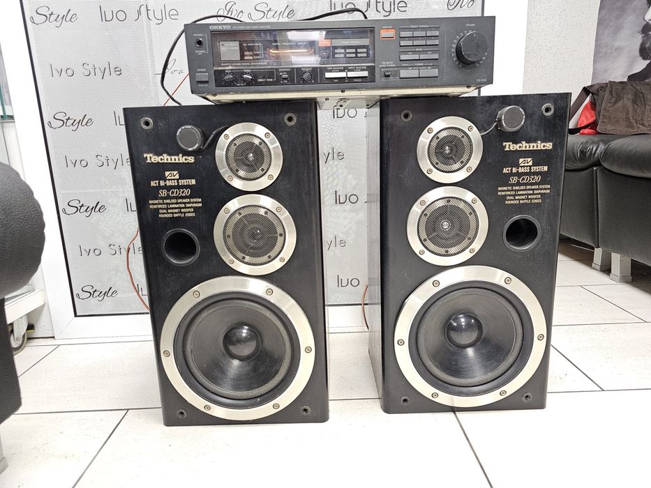 Комплект  колони Техникс с усилвател Онкю , ONKYO