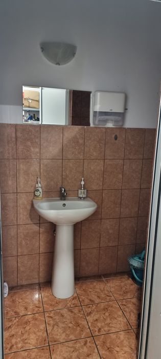 De închiriat spațiu comercial str.  Mihai  Eminescu nr 4