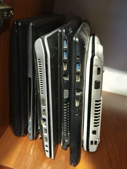 Нотбуки не рабочий рабочие на запчасти дешего