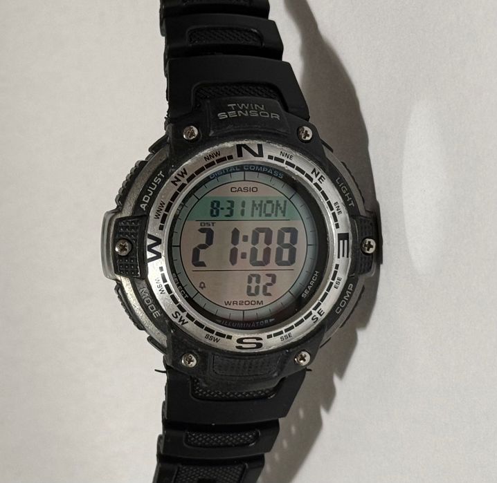 Часовник Casio Pro Trek SGW-100