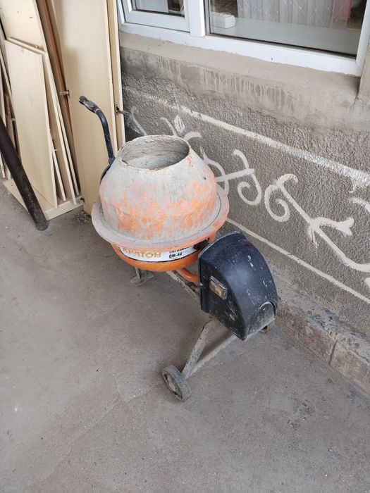 Продам Бетономешалка миксер