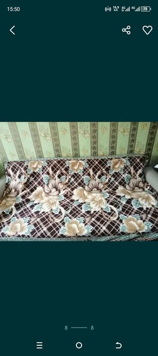 Продам подушки пухоперовые ,плед, покрывало