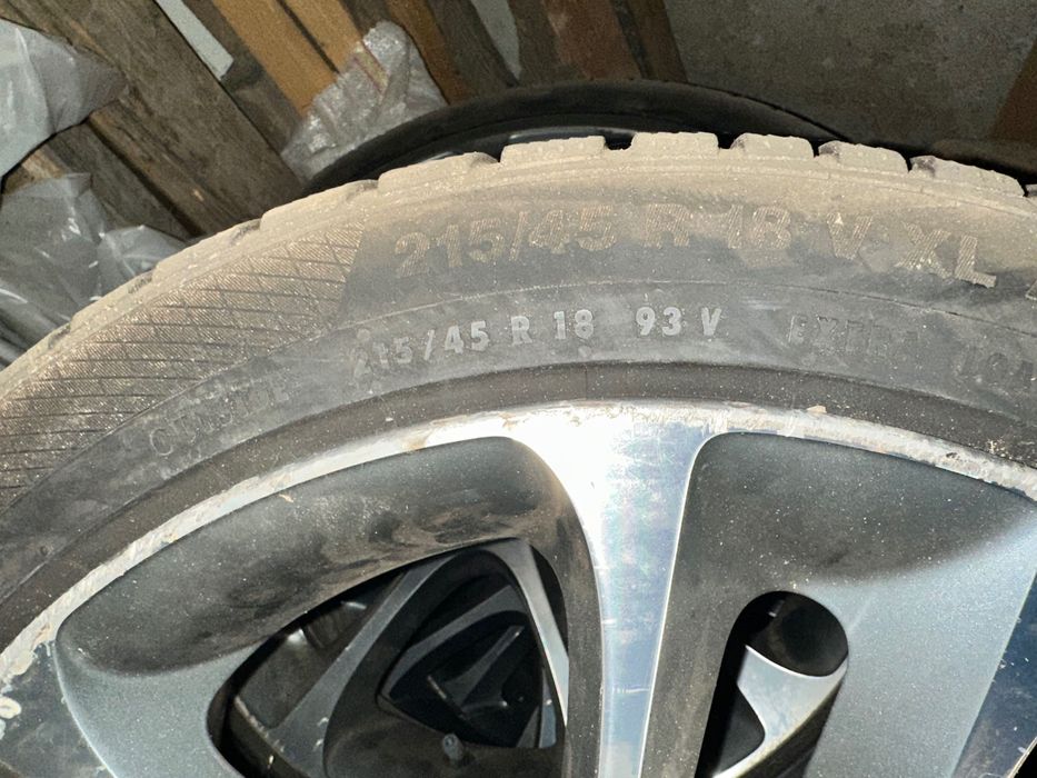 Jante și anvelope Volvo R18 4bucati