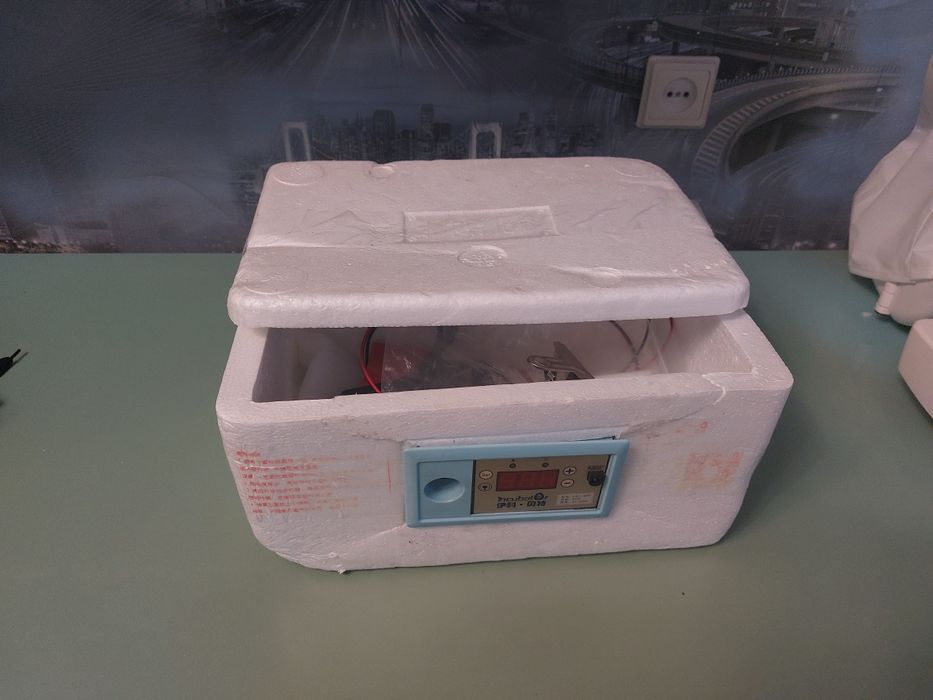 Продам инкубатор