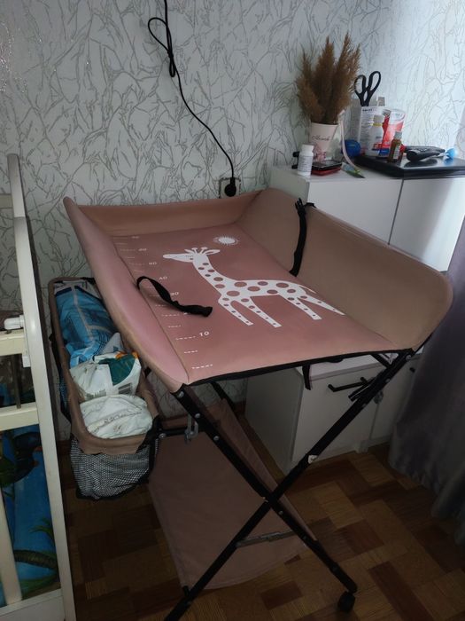 Пеленальный столик