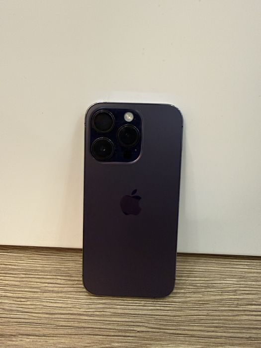 Продам Iphone 14 pro