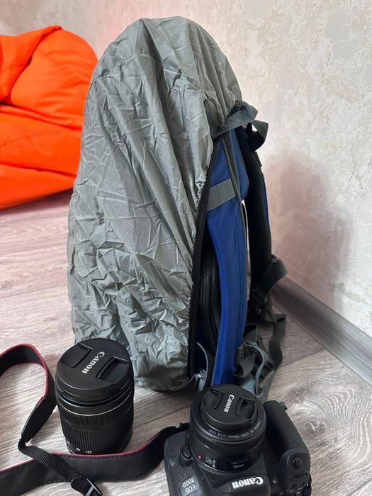 Фотокамера Canon EOS 800D Kit 18-55 IS черный