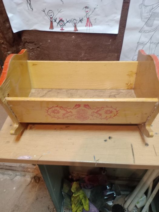 Ретро люлка за кукли