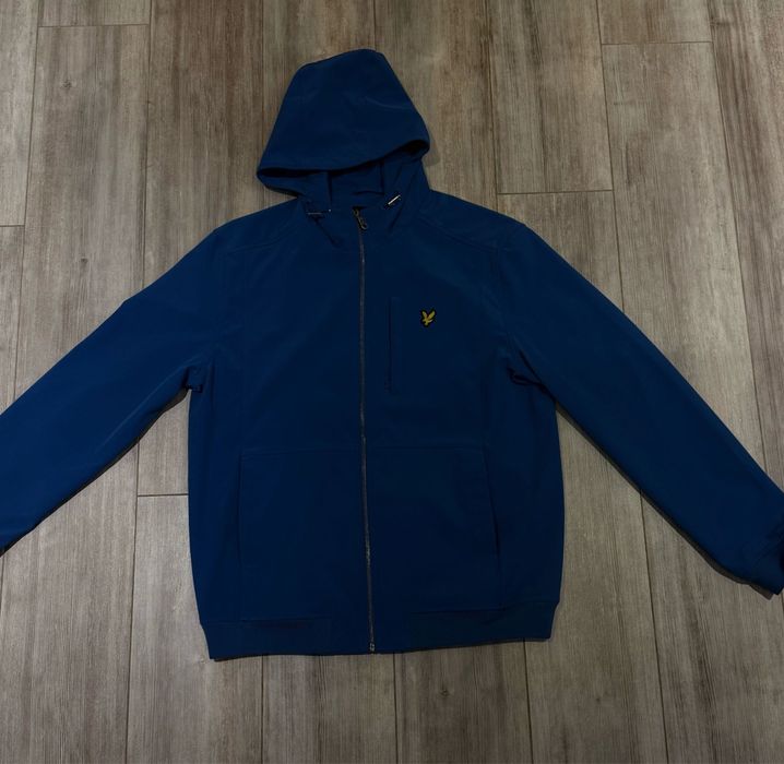 Lyve Scott яке L размер