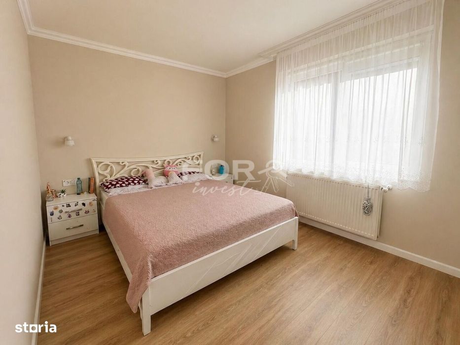 Casa cu etaj  de vanzare in zona Iosia Oradea