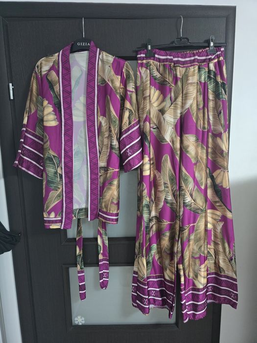 Costum vara masura S-M