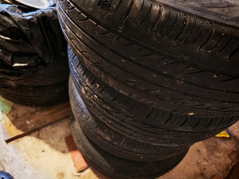 Anvelope M+S 245/45/18 2 bucăți Stare Buna 4 JANTE AUDI R16