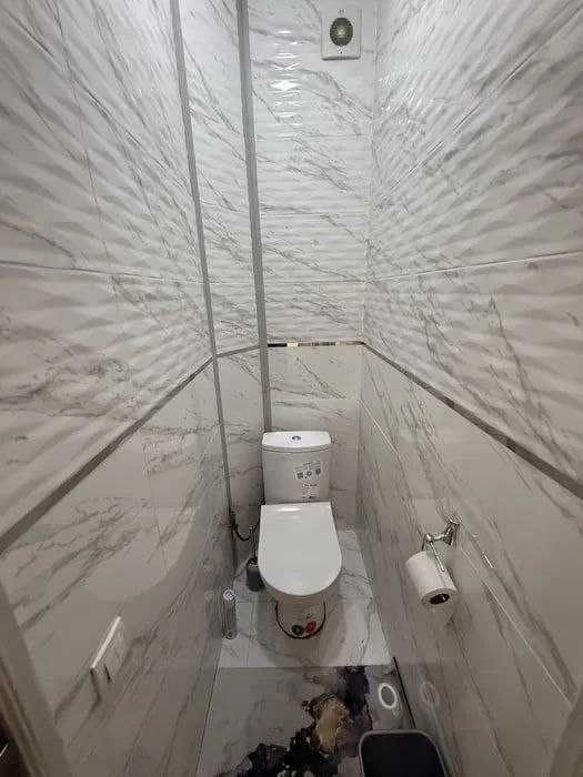 Джангох Ц-15, ориентир: посольство Казахстана