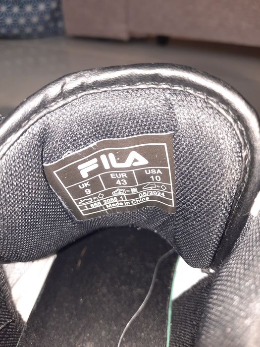 Adidași Firmă Fila