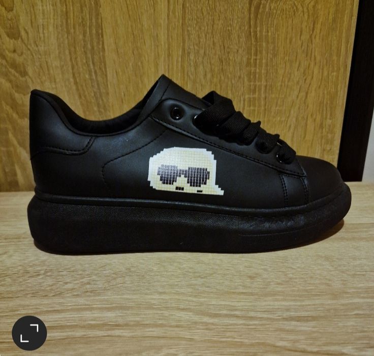 Adidași Bărbătești 43