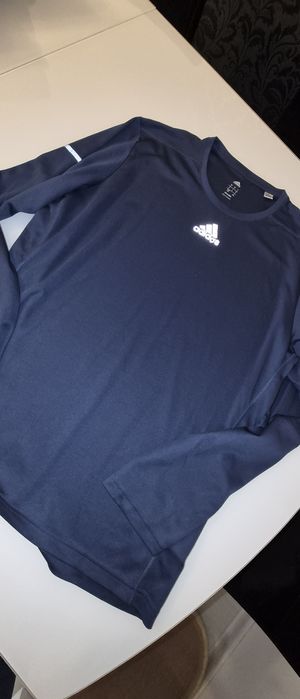 Блузи Nike, Adidas