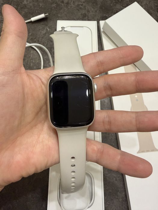 Apple watch series 8