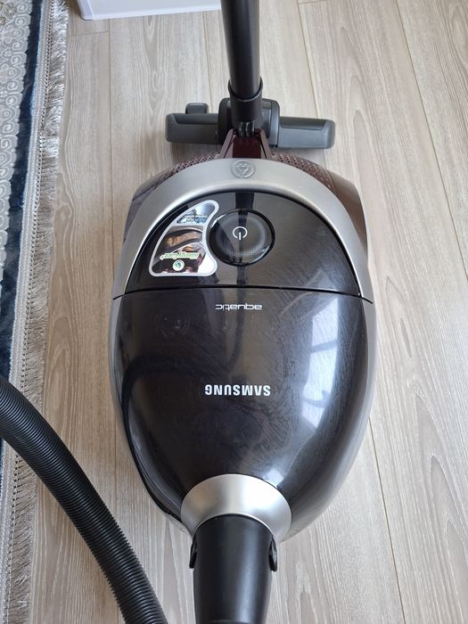 Пылесос SAMSUNG Aquatic CVC
