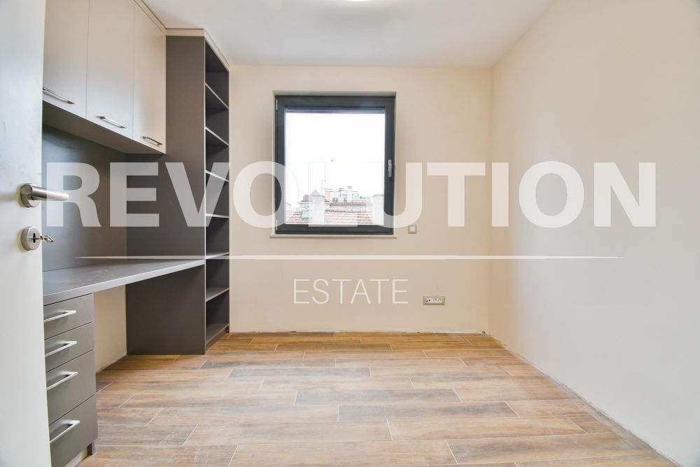 Дава се под наем Четиристаен апартамент в София, Изток - 100 кв.м за 1500 € - Снимка #6