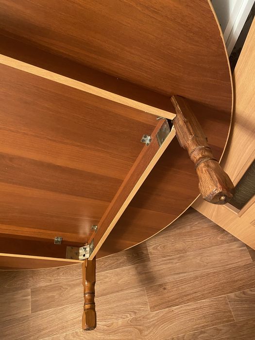 Национальный стол