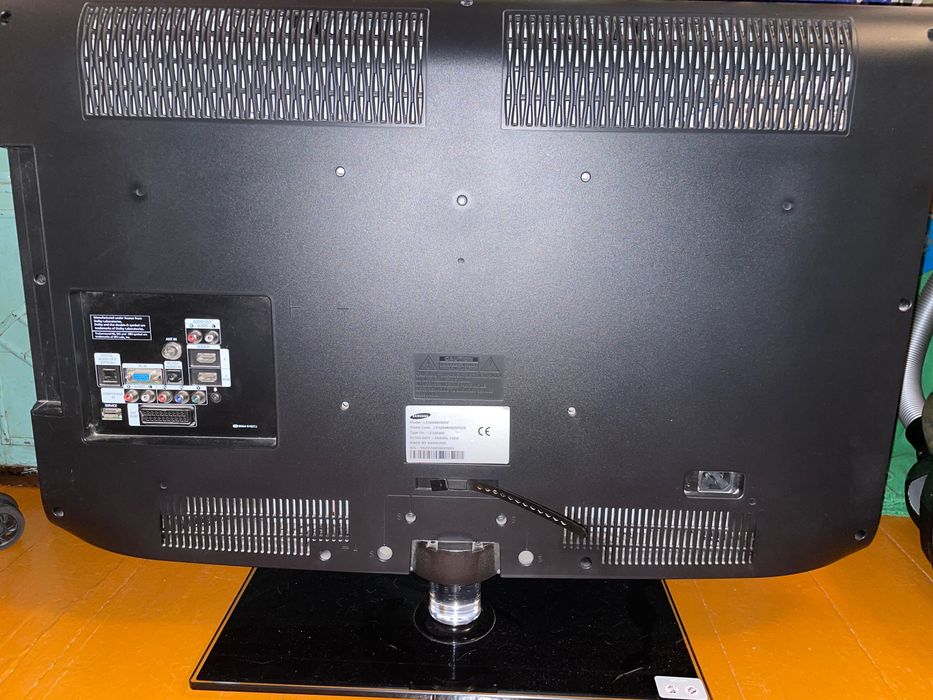 Телевизор на запчасти