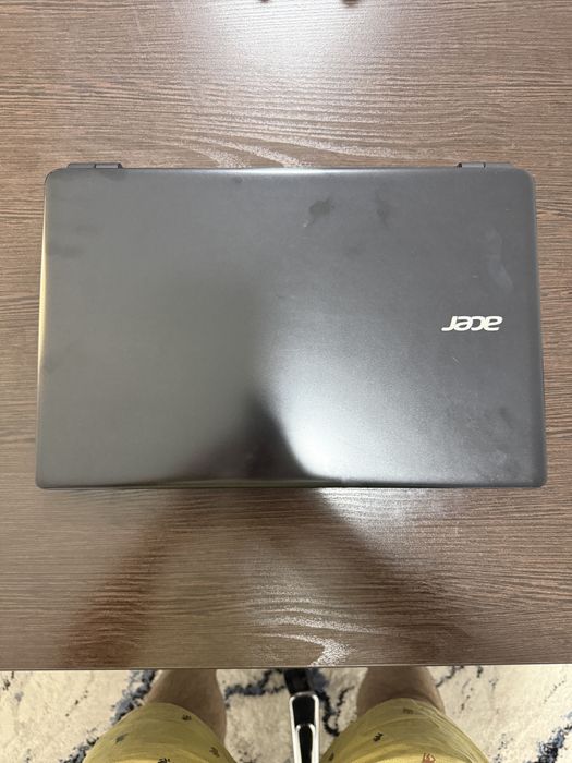 Продается ноутбук Acer core i3 - 4 GB RAM
