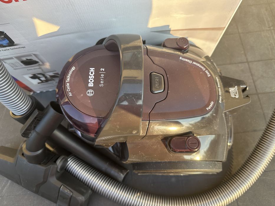 Aspirator fără sac bosch serie 2 bagless