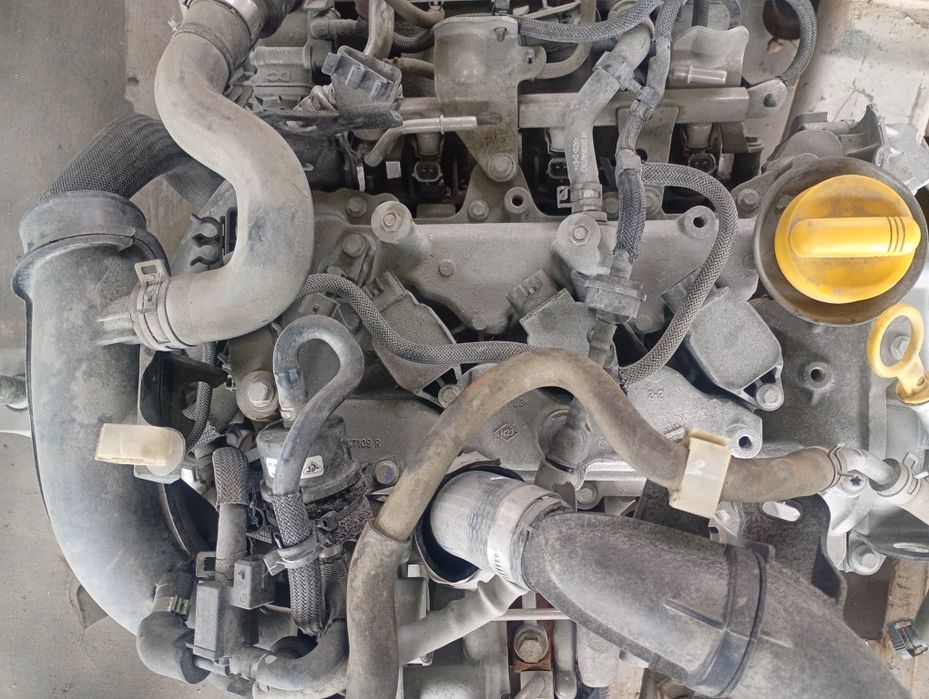 Двигател 0.9 tce H4B