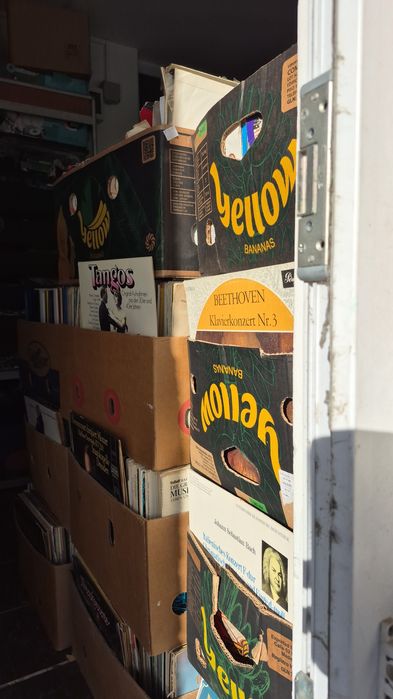 Vând lot 500Lp muzică clasică colectie mixta 3 lei un disc vinil