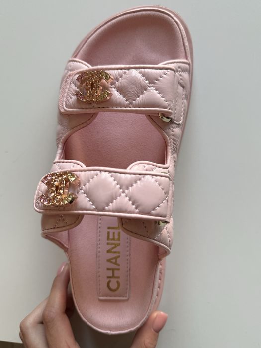 Chanel розови сандали