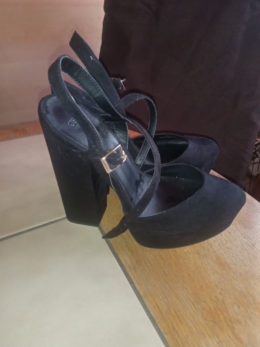 Sandale cu toc firma Asos