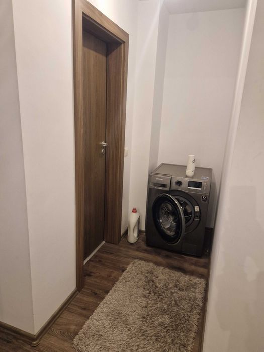 Vand apartament 3 camere