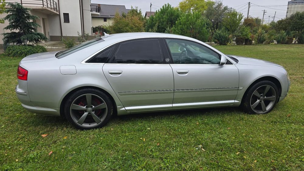 Audi A8 Masina este functionala