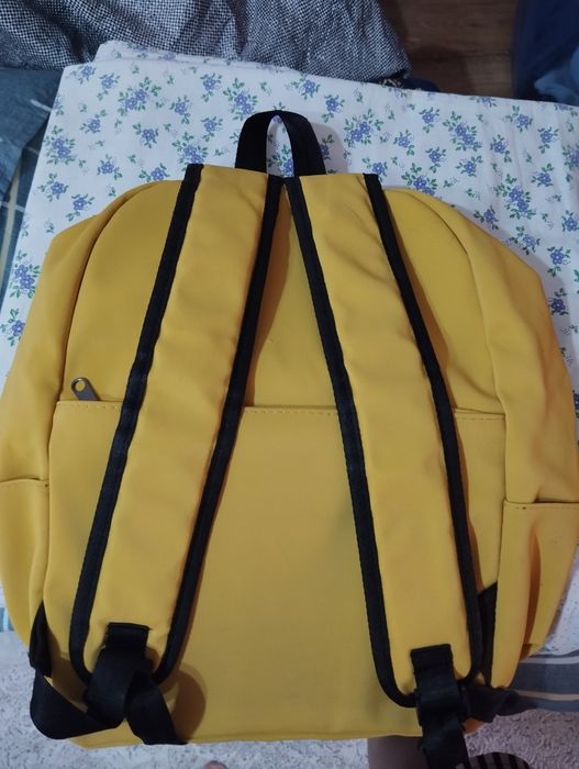 Продам рюкзаки за 1000 оба