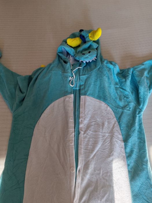 Продавам гащеризон