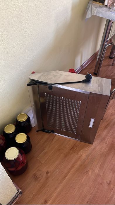 Вытяжка Доушер 60 см