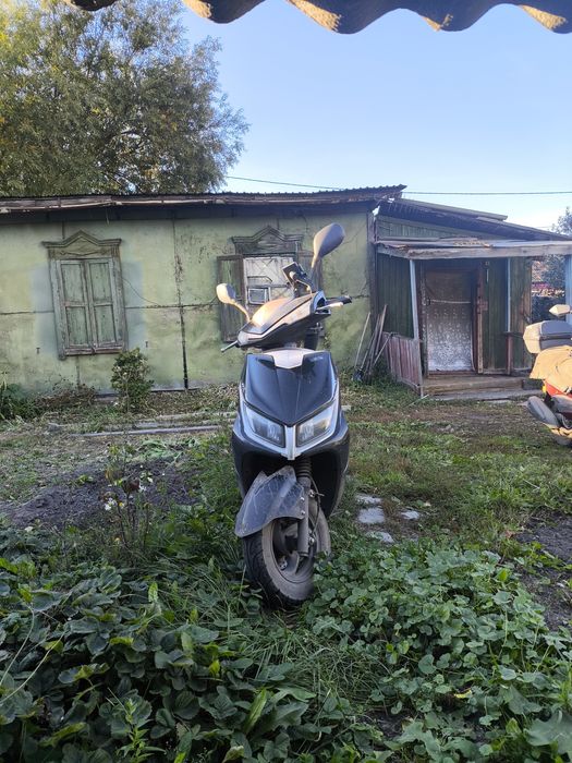 Продам скутер м8